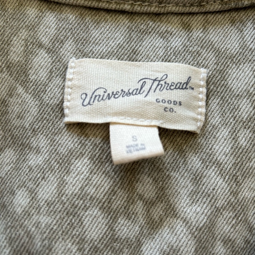 Universal Thread Heathered Gray Tee - image 2